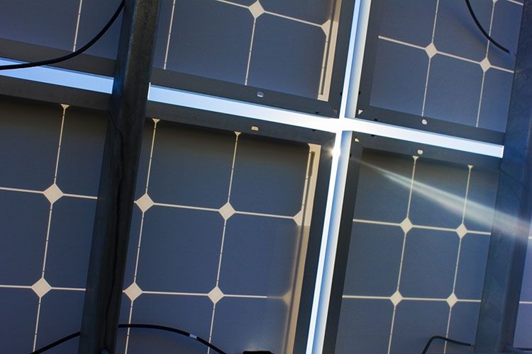 solar panel on microgrid