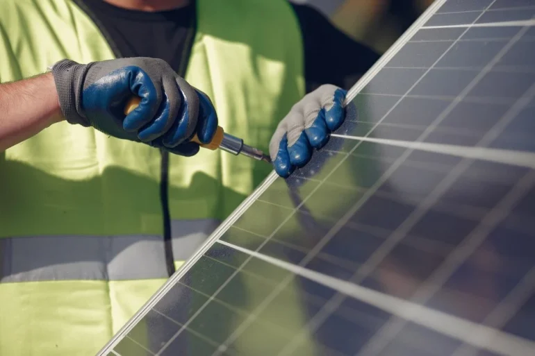 Installation and Maintenance Tips for Solar